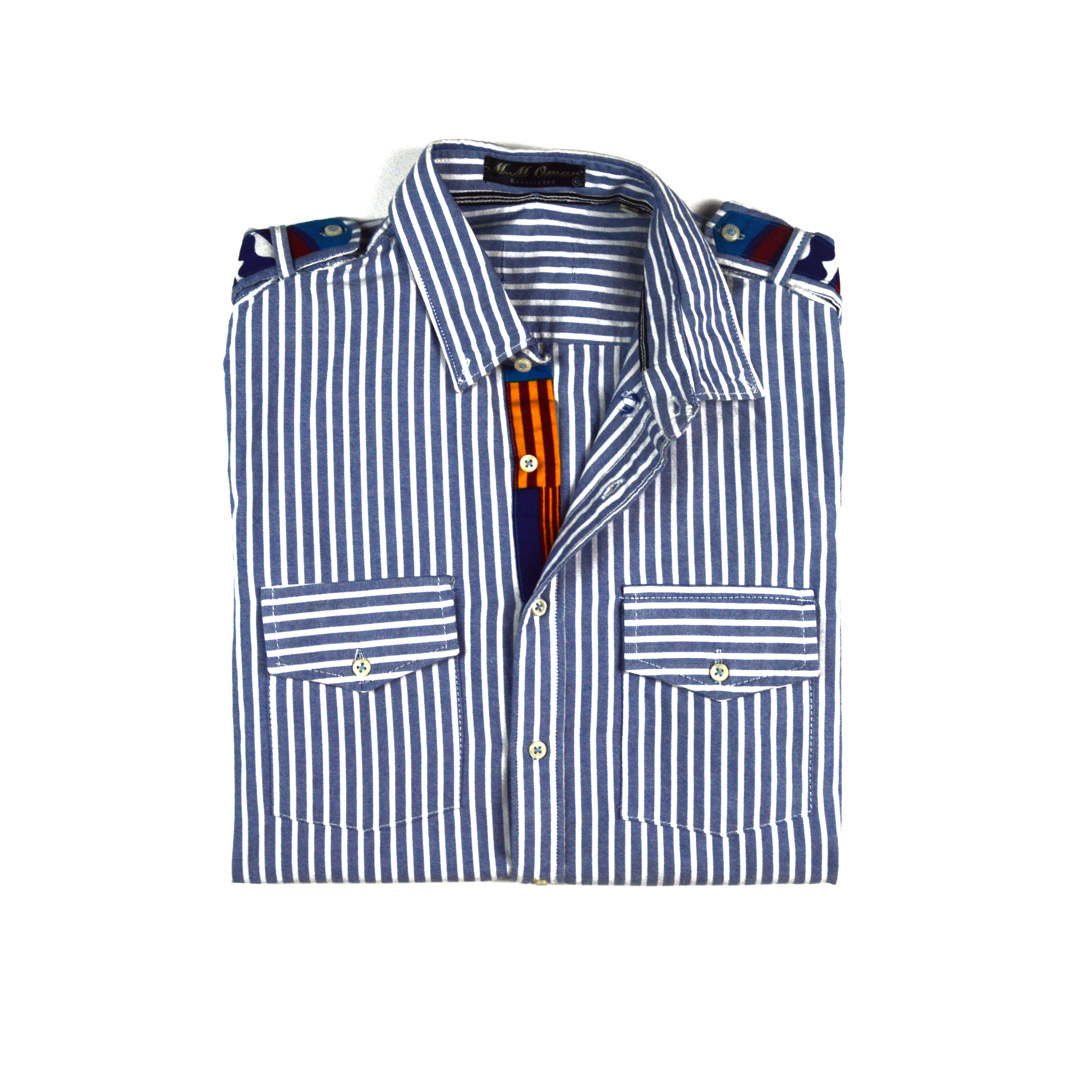 Blau weis gestreiftes Hemd mit afrikanischen Waxdruckmuster