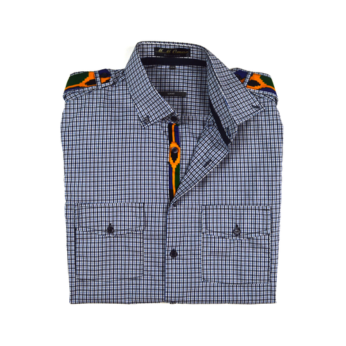 Weis blau doppel karriertes Hemd mit afrikanischen Waxdruckmuster