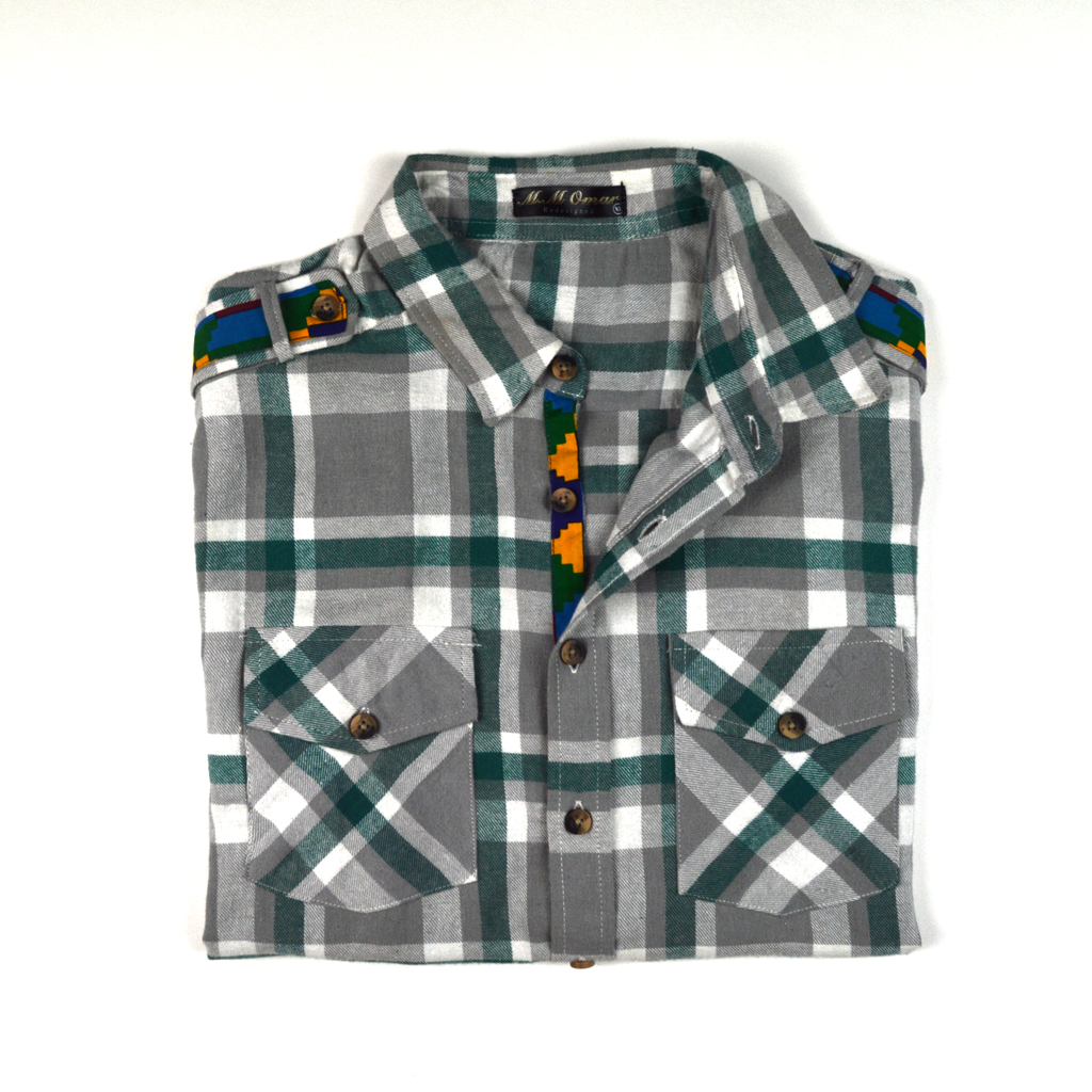 Weisgrau doppel Karriertes Flannelhemd mit afrikanischen Waxdruckmustern