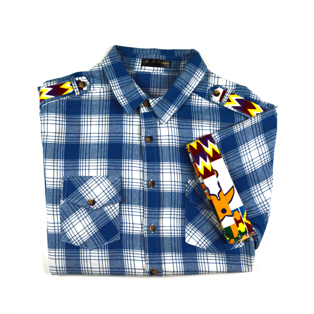 Blau weis doppel karriertes Flanellhemd mit afrikanischen Waxdruckmuster