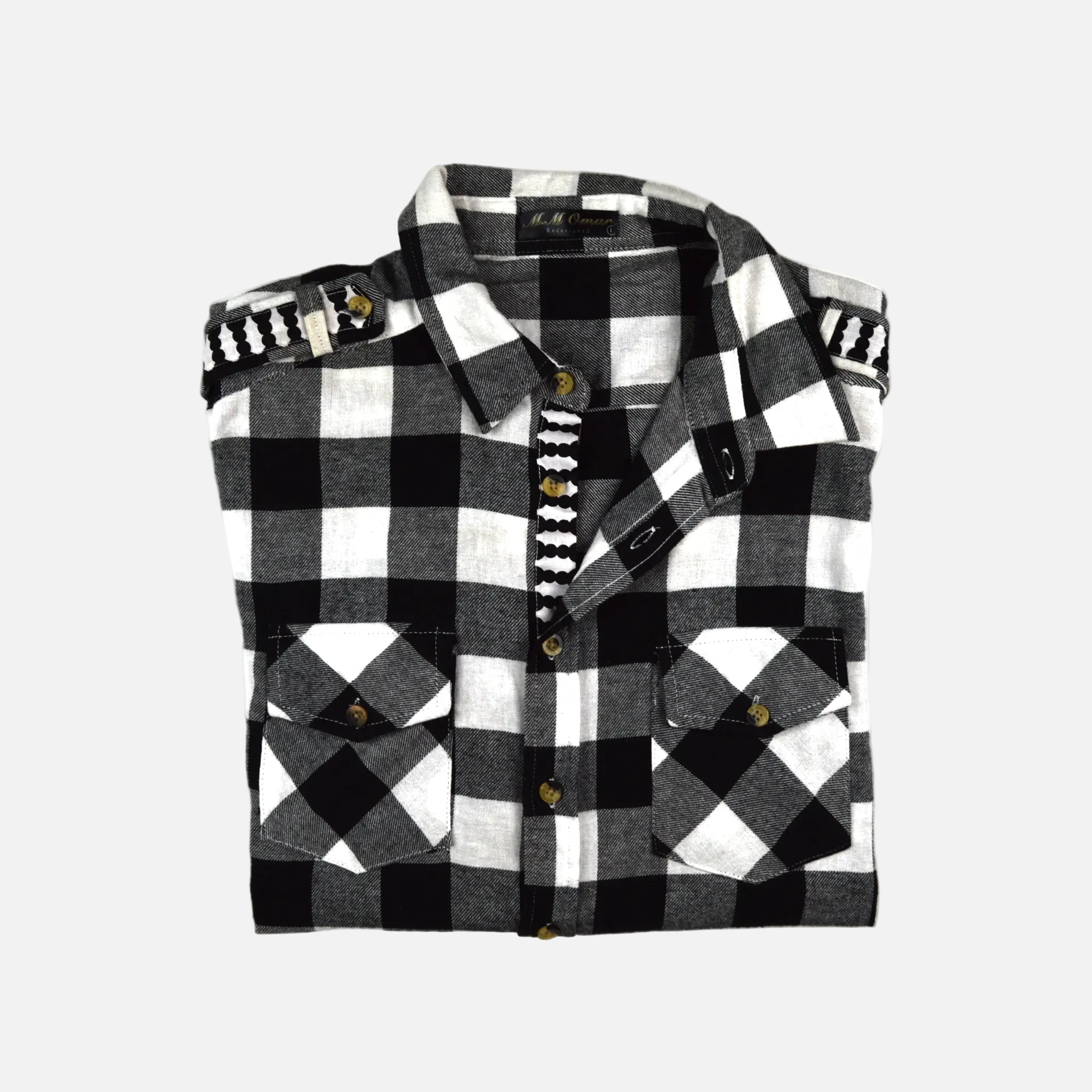 Schwarzweis Karriertes Flannelhemd mit afrikanischen Waxdruckmustern