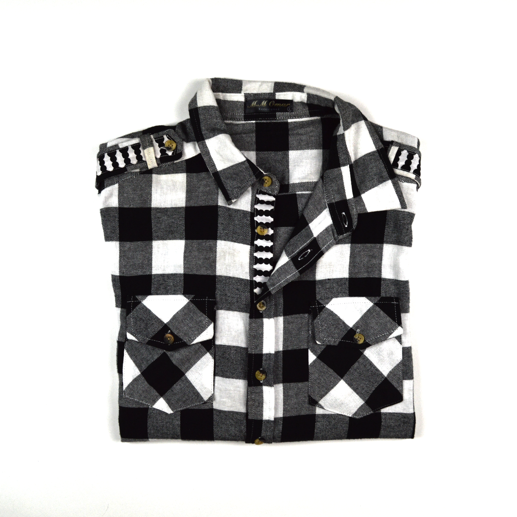 Schwarzweis Karriertes Flannelhemd mit afrikanischen Waxdruckmustern